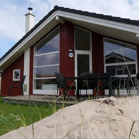 Holiday home With Hearth And Wellness Grossenbrode